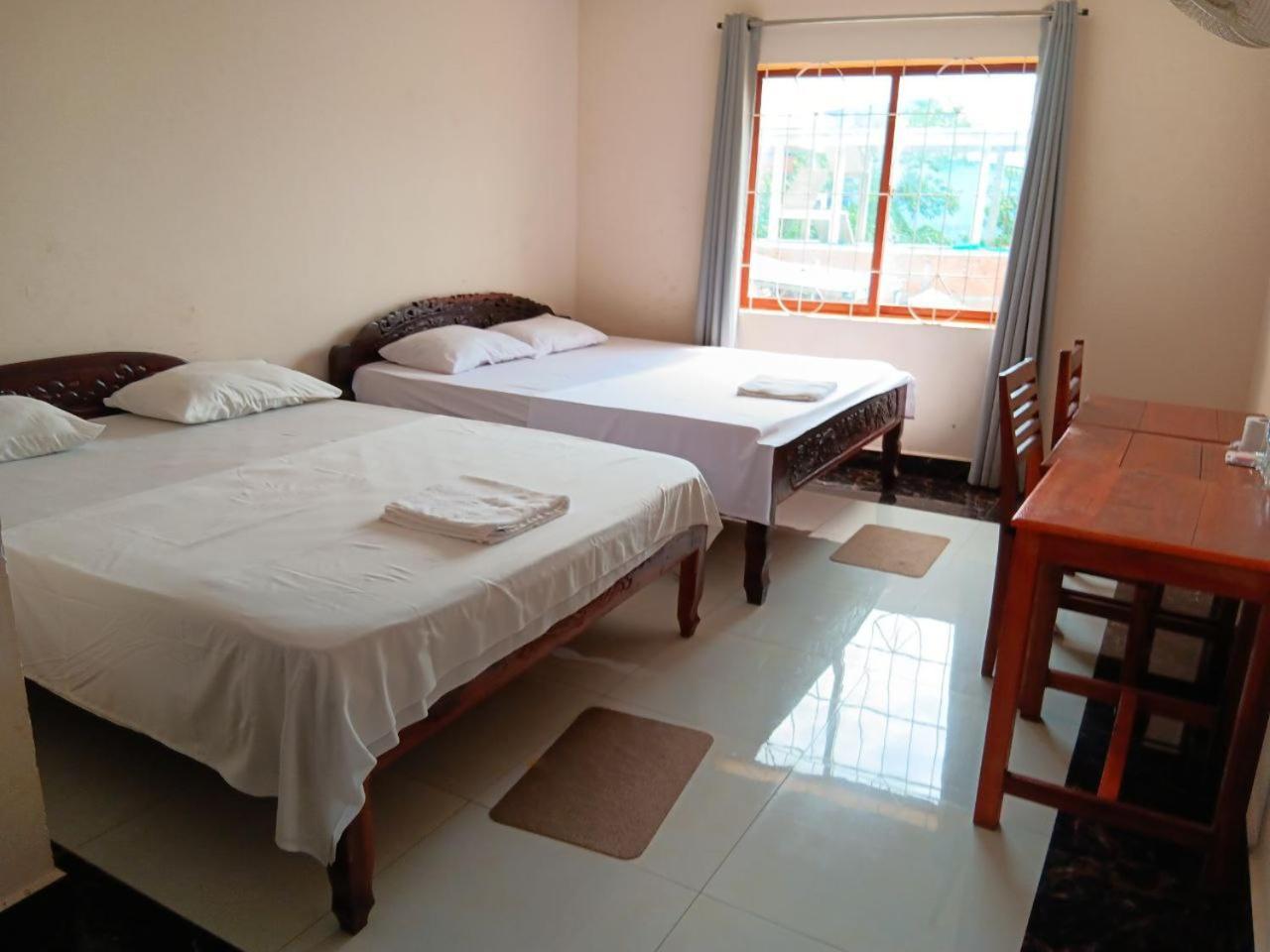 Good Morning Kampot Hotell Exteriör bild