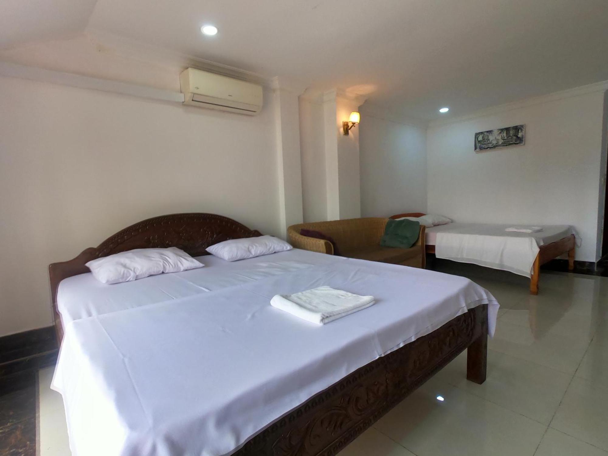 Good Morning Kampot Hotell Exteriör bild